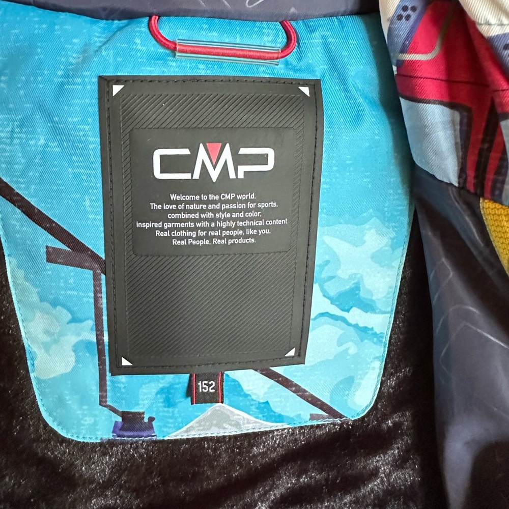Blue and Red Puffer Jacket with Weather-Resistant Design - Picture 3 of 5